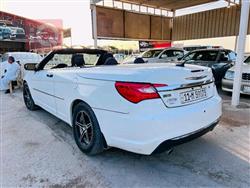 كرايسلر 200